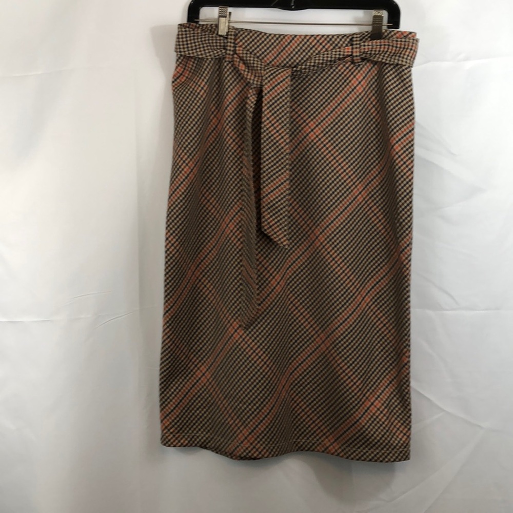New York & Company 7th Avenue Suiting collection